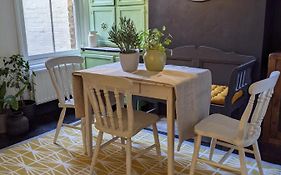 Beautiful Seaside Willow Cottage Hosted By Whitstable-Holidays
